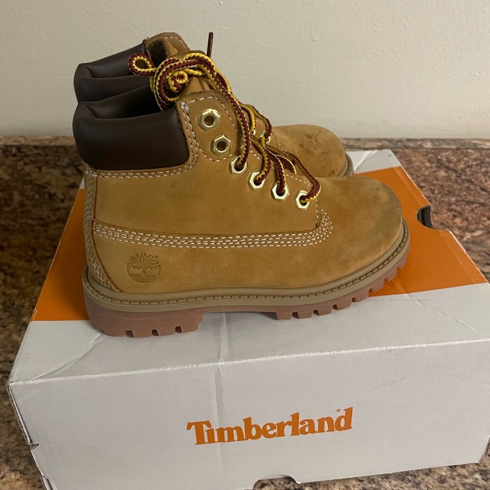 Timerbland boots for toddlers